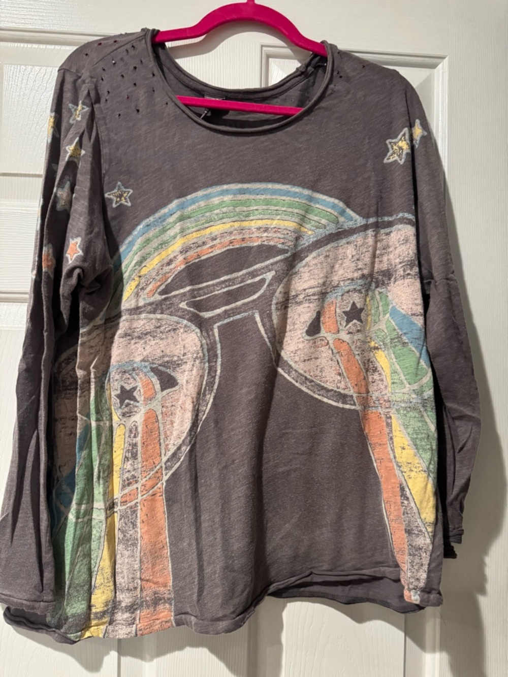 Magnolia Pearl Gray Long Sleeve Tee with Rainbow and Star Graphic